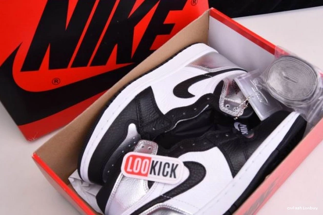 JORDAN WMNS HIGH OG 1 AIR CD0461-001 TOE SILVER 1206